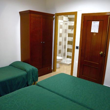 Hostal Muralla Plasencia Εξωτερικό φωτογραφία