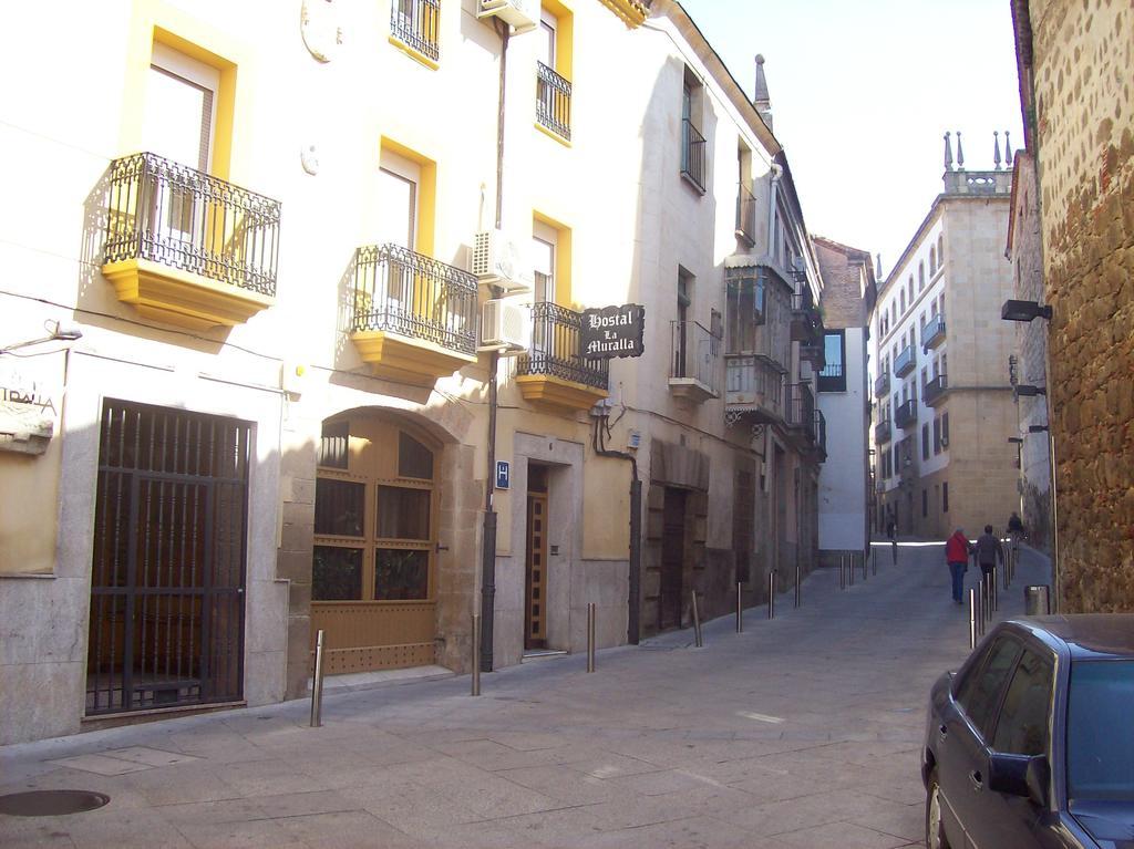 Hostal Muralla Plasencia Εξωτερικό φωτογραφία