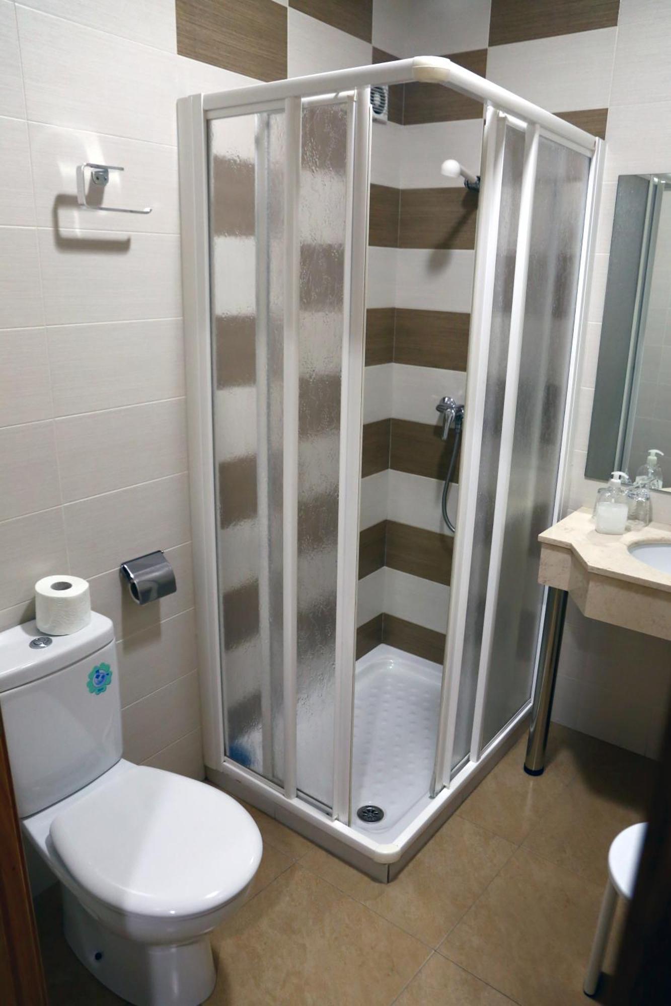 Hostal Muralla Plasencia Εξωτερικό φωτογραφία