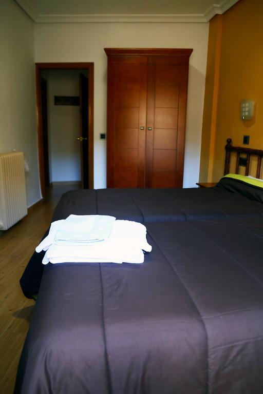 Hostal Muralla Plasencia Εξωτερικό φωτογραφία