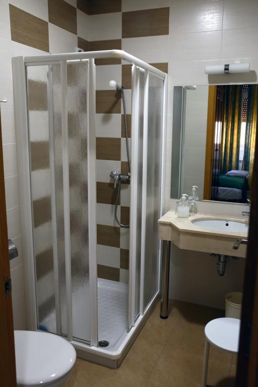 Hostal Muralla Plasencia Εξωτερικό φωτογραφία