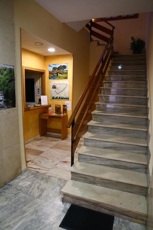 Hostal Muralla Plasencia Εξωτερικό φωτογραφία